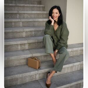 Zara paper bag jeans with pretty details